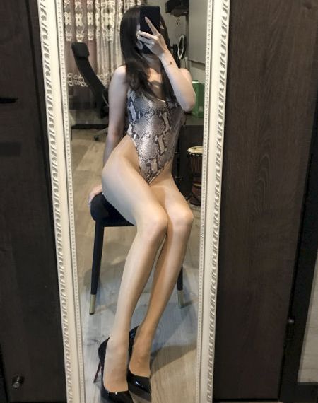 美丽女教师